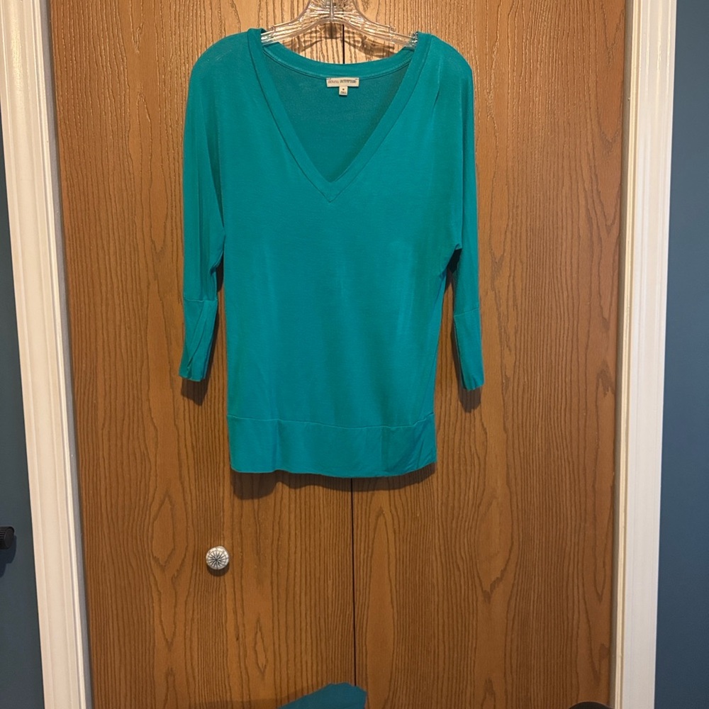 Zenana Outfitters Turquoise V-Neck Top